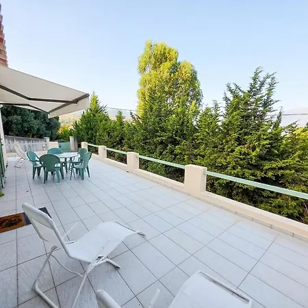 Avec Terrasse, Di Tuda - Proche Sain Villa *
