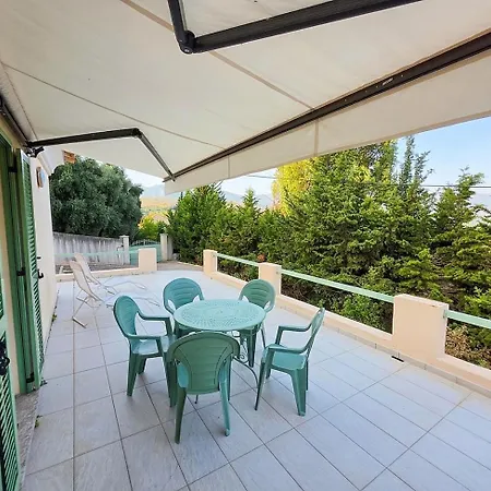 Avec Terrasse, Di Tuda - Proche Sain